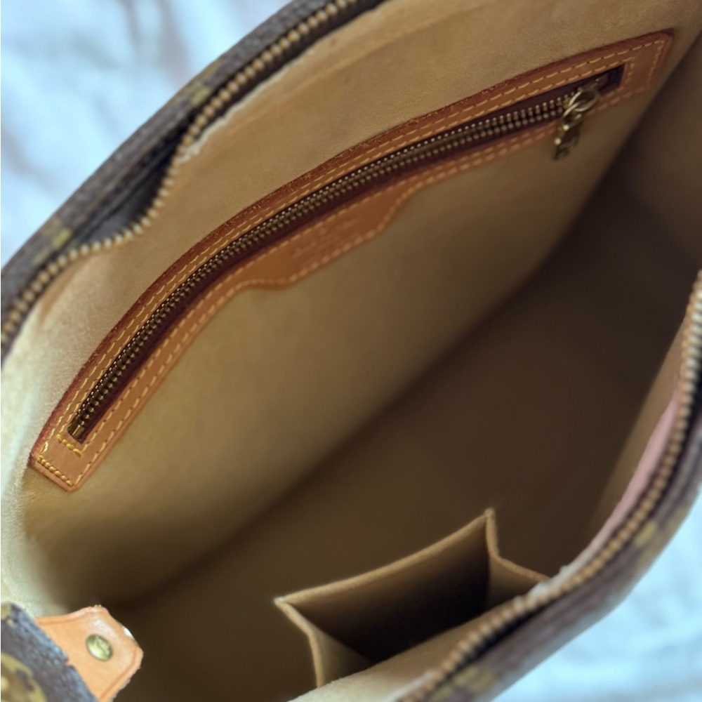 Louis Vuitton Monogram Brown Shoulder Bag - Picture 3 of 6